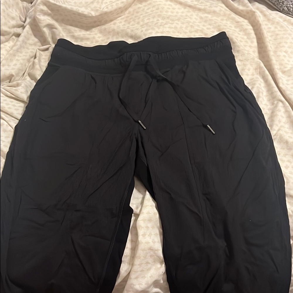 Lululemon dance studio jogger 23”